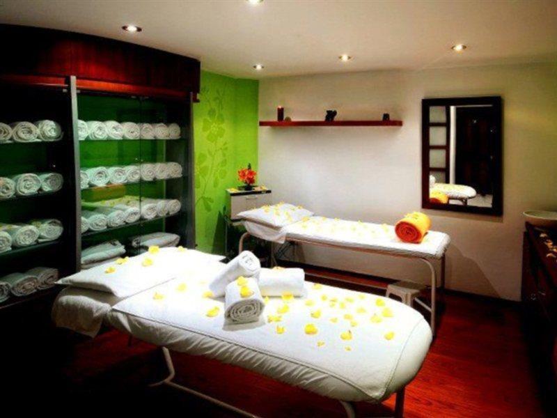 Nh Collection Quito Royal Hotell Eksteriør bilde